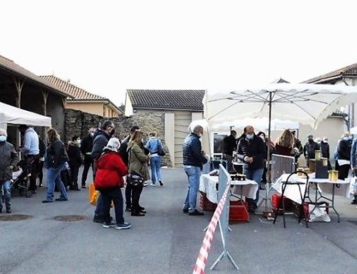 Le marché de Terroir et de l'Artisanat à Ecury-sur-Coole