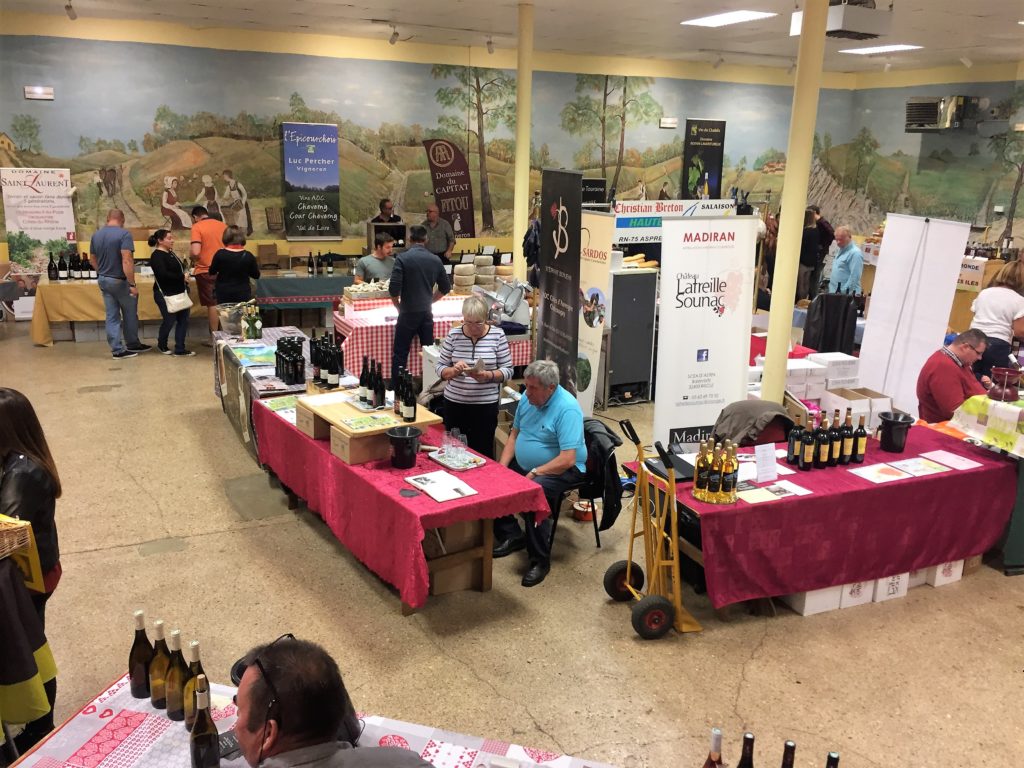 Quelques stands du Salon des Vins et de la Gastronomie d'Ambonnay