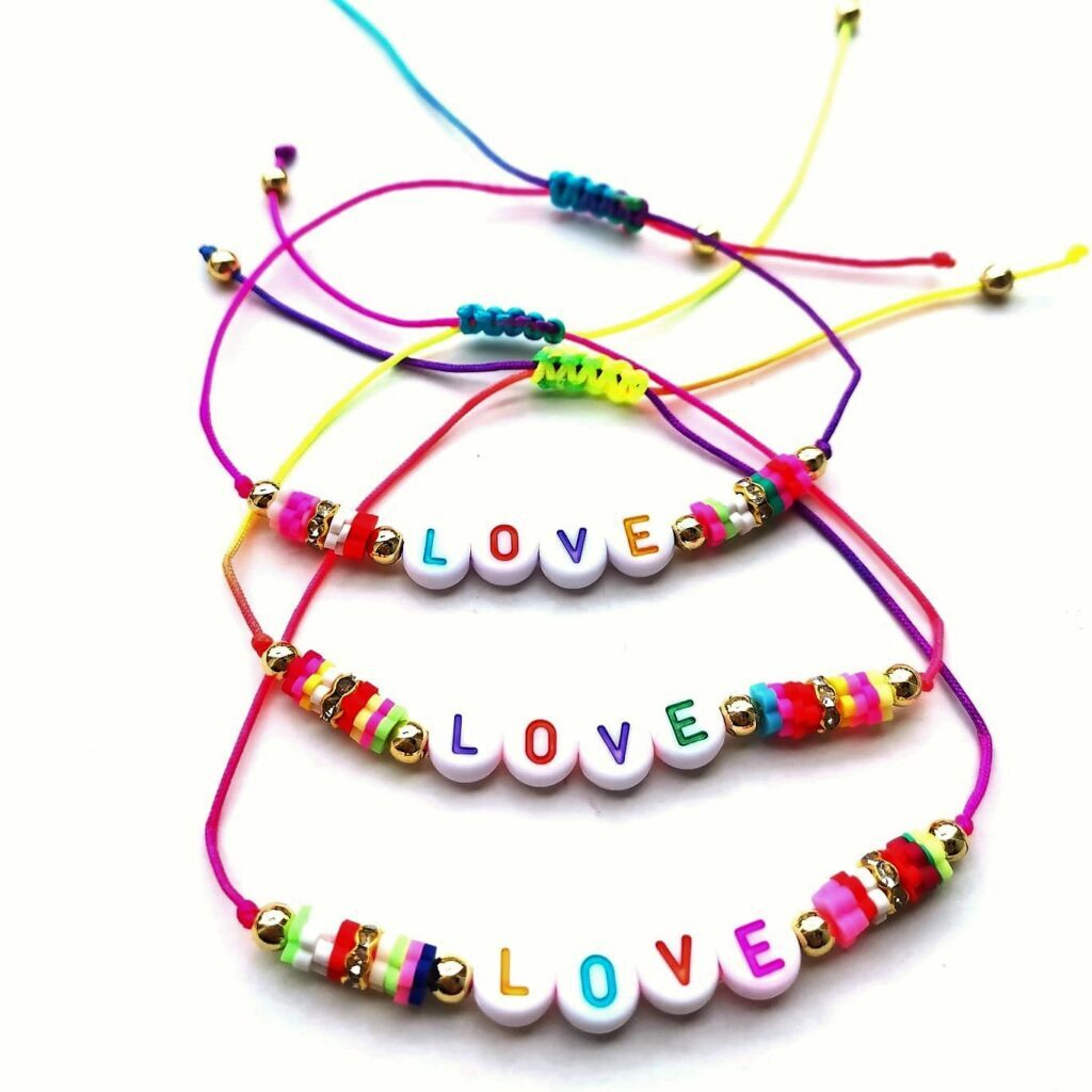 Bracelets "Love"