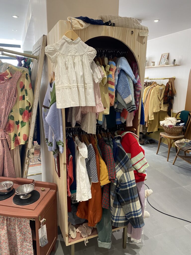 Solstice Boutique, Amélie Friperie