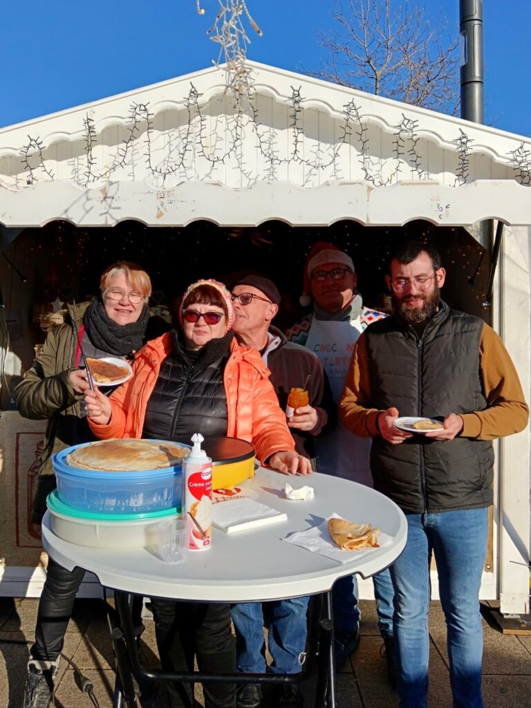 La Présidente d'ALC et quelques membres de l'association