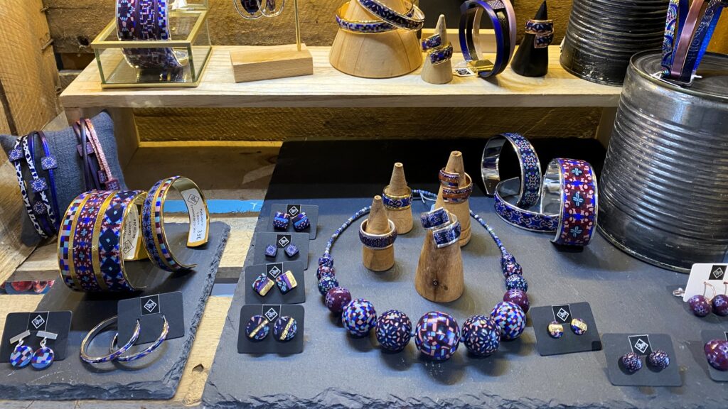 Bijoux en pâte polymère