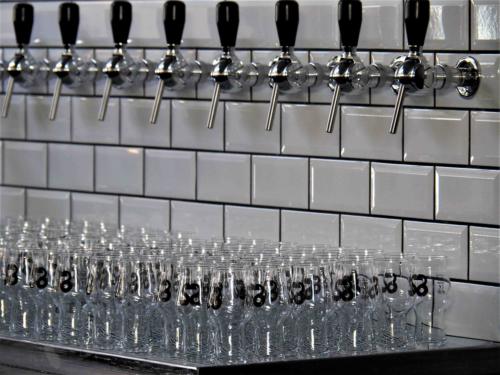 Les robinets à bière du Shed, prêts à remplir les verres !